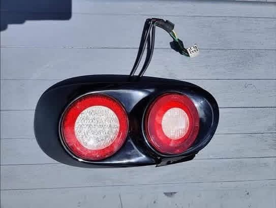 Aftermarket Vintage-Style Dual LED Tail Light cluster