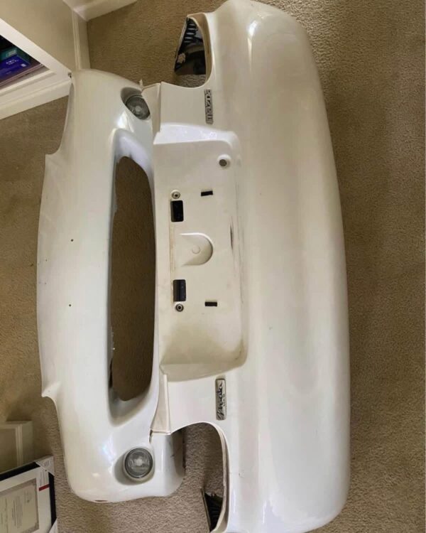 First-generation (NA) Mazda Miata / MX-5 bumper set in white