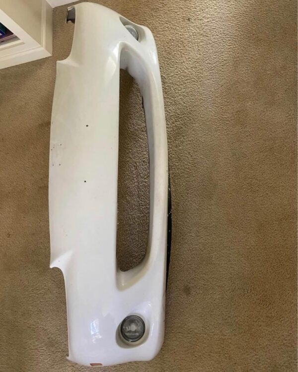 First-generation (NA) Mazda Miata / MX-5 bumper set in white