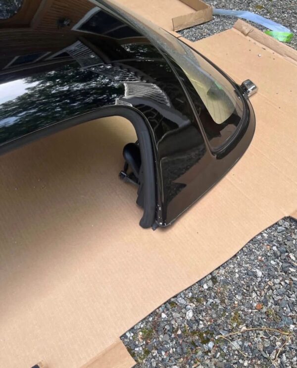 IMG_8545 OEM Mazda MX-5 Miata NA Hardtop – Brilliant Black (1990–1997)