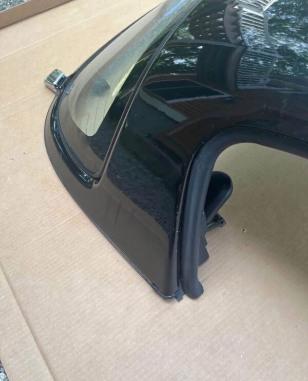 IMG_8546 OEM Mazda MX-5 Miata NA Hardtop – Brilliant Black (1990–1997)