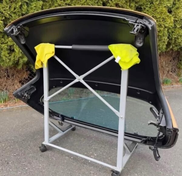 OEM Mazda MX-5 Miata NA Hardtop – Sunburst Yellow/Mica (1990–1997)
