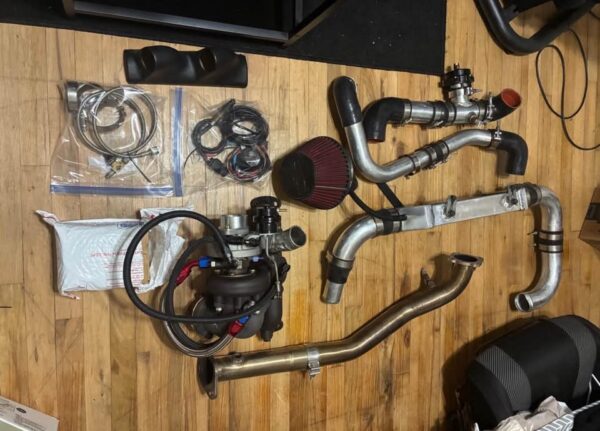 Complete Turbocharger Kit with Intercooler Piping