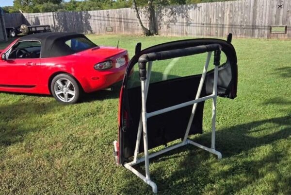 IMG_1661 OEM (or high-quality OEM-style reproduction) NC Miata Aluminum Removable Hardtop in Formula Red / New Formula Red