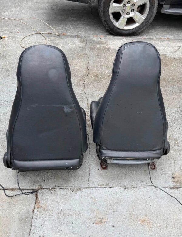 IMG_1789 OEM Mazda MX-5 Miata NA (1990–1997) Front Bucket Seats Pair – Black Leatherette with Teal Miata Logo