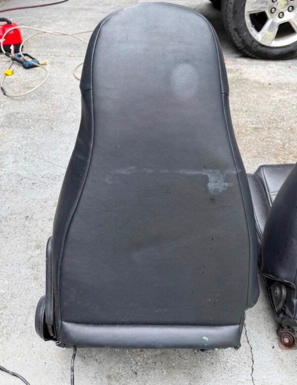 IMG_1790 OEM Mazda MX-5 Miata NA (1990–1997) Front Bucket Seats Pair – Black Leatherette with Teal Miata Logo