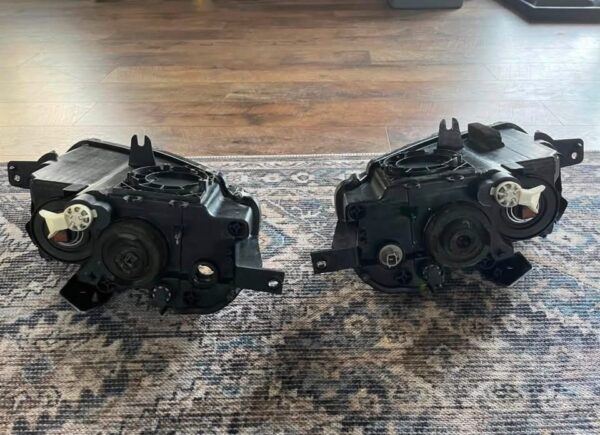 OEM Replacement Headlight Assembly Pair (Driver & Passenger Side)
