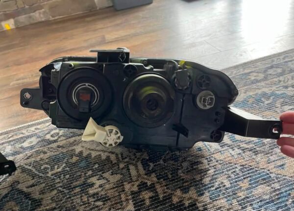 OEM Replacement Headlight Assembly Pair (Driver & Passenger Side)