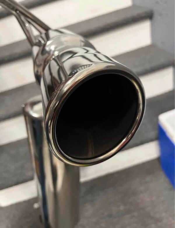Performance Stainless Steel Single-Exit Axle-Back Exhaust Muffler
