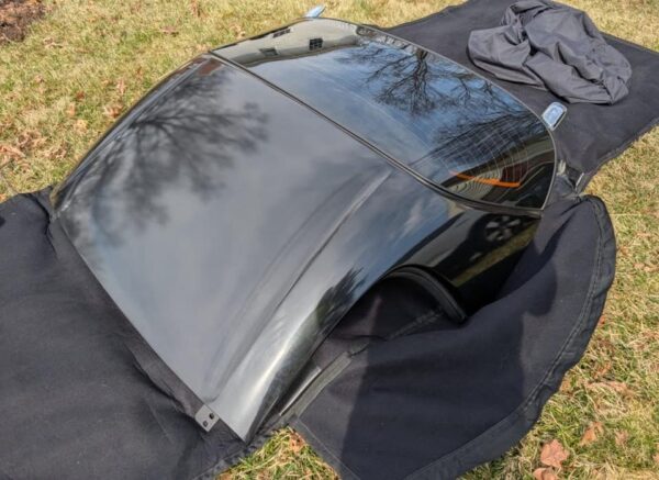 IMG_3687 OEM Mazda Miata NA/NB Factory Removable Hardtop w/ Defroster Glass & Storage Bag