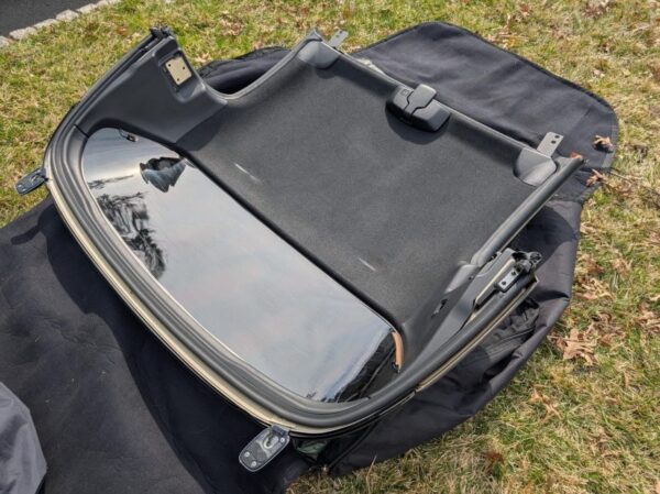 IMG_3690 OEM Mazda Miata NA/NB Factory Removable Hardtop w/ Defroster Glass & Storage Bag