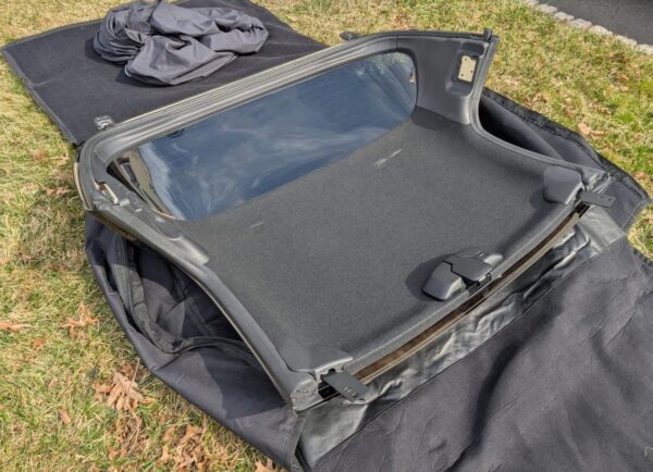 IMG_3691 OEM Mazda Miata NA/NB Factory Removable Hardtop w/ Defroster Glass & Storage Bag