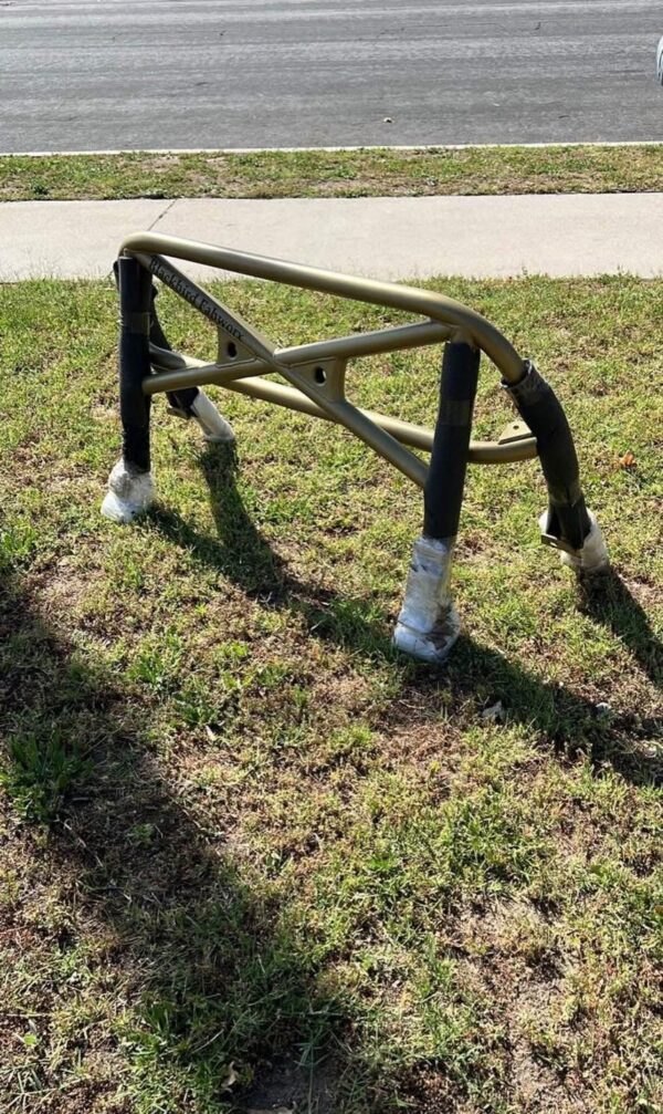 Mazda Miata Aftermarket Roll Bar (Gold / Double Diagonal)