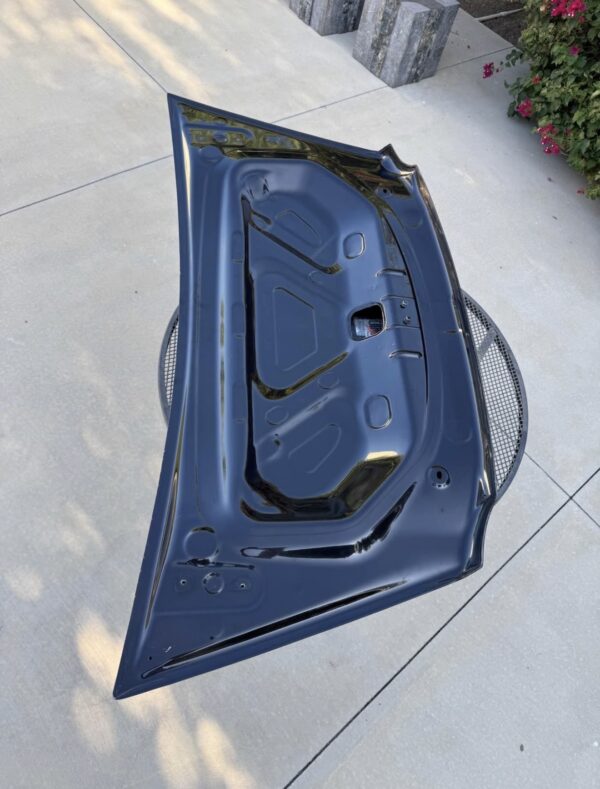 Screenshot Mazda MX-5 Miata Carbon Fiber Rear Trunk Lid (Gloss Finish)