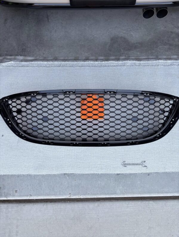Screenshot Gloss Black Honeycomb Front Upper Grille (OEM Style)