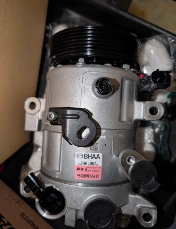 IMG_6947 OEM Mazda / Hanon A/C Compressor (100cc / 12V) Part Number: CA50005AAC04 / HV14-A