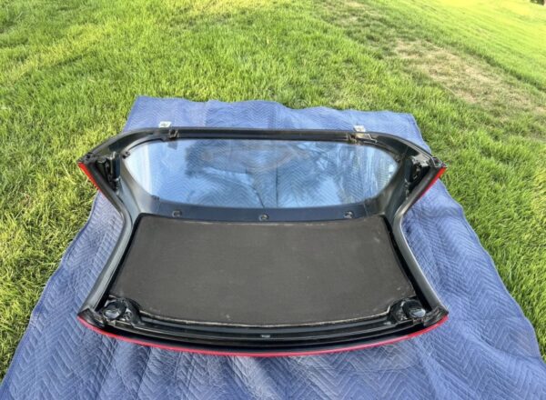 Screenshot OEM Mazda MX-5 Miata NA Hardtop – Classic Red with Heated Rear Glass (1990–1997)