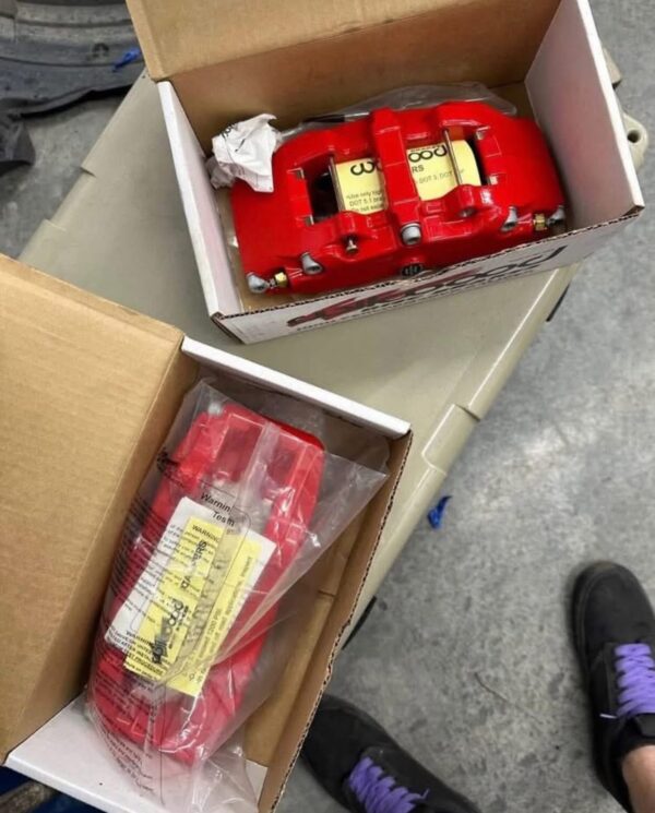 IMG_8197 Wilwood Red Forged Brake Calipers Set (Pair) – Mazda Miata MX-5