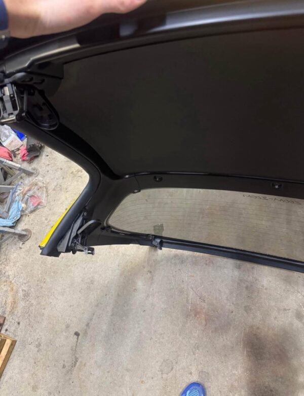 OEM Mazda Miata Hardtop (Yellow) – Rear Defroster Glass