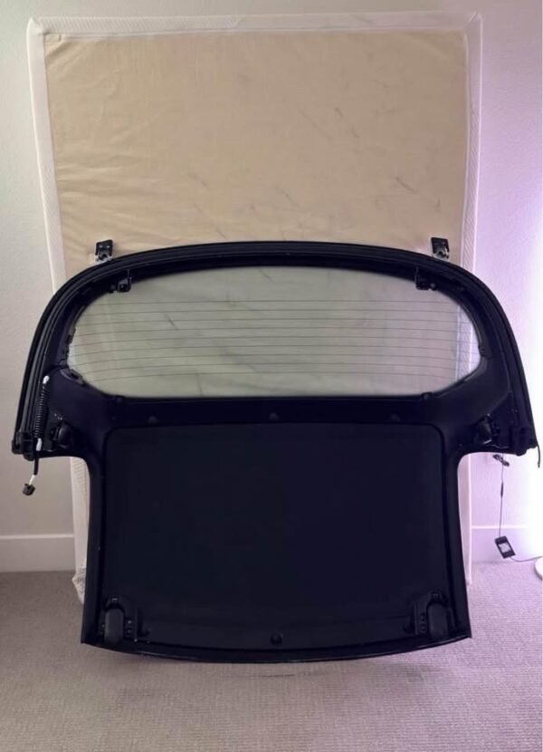 IMG_7756 OEM Mazda MX-5 Miata NA Hardtop with Factory Defroster Glass – Gloss Black