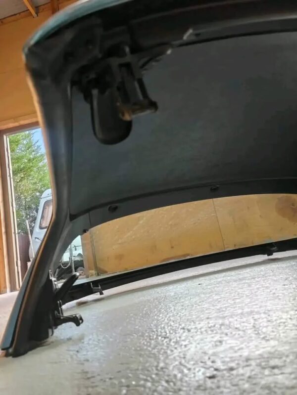 OEM Mazda Miata MX-5 Removable Hardtop with Rear Glass Window – Blue Metallic