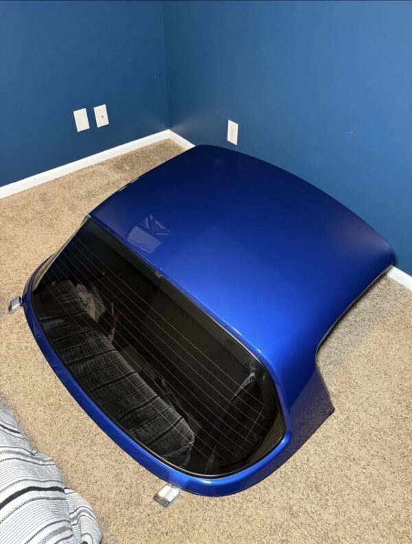 Screenshot OEM Mazda MX-5 Miata NB (1998–2005) Factory Hardtop – Sapphire Blue Mica – Heated Glass Rear Window – Excellent Used Condition