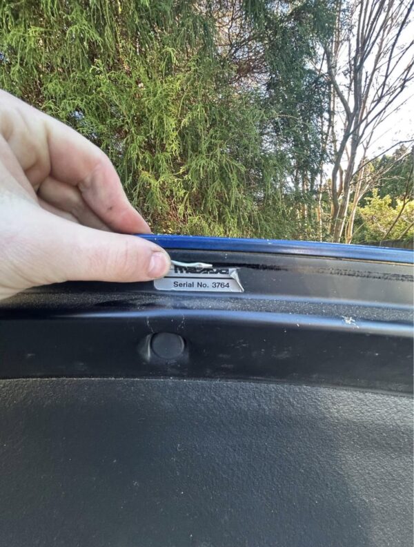 Screenshot OEM Blue Removable Hardtop Roof Panel with Rear Glass Window