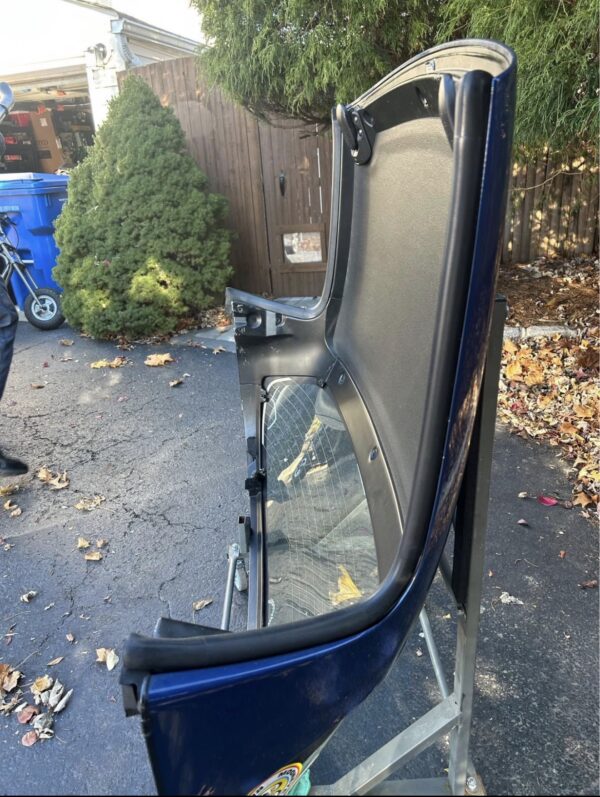 Screenshot OEM Blue Removable Hardtop Roof Panel with Rear Glass Window