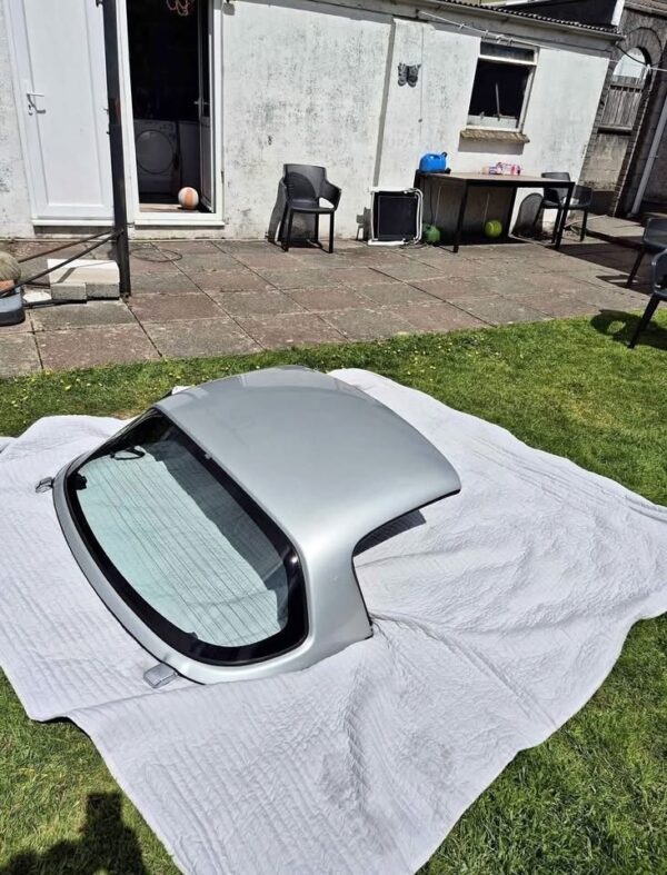 IMG_1302 Silver Sunlight Removable Hardtop Roof with Rear Glass Window – Used OEM Car Roof Panel
