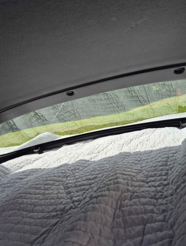 IMG_1305 Silver Sunlight Removable Hardtop Roof with Rear Glass Window – Used OEM Car Roof Panel