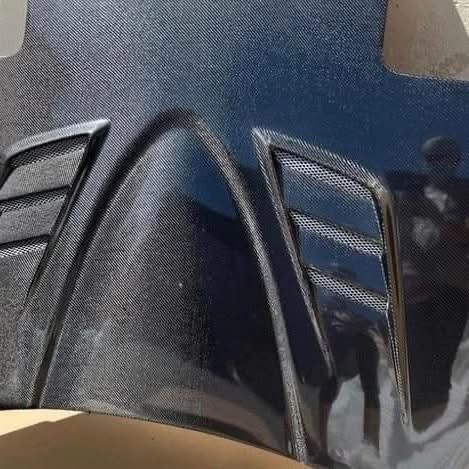 Mazda Miata NA (1990–1997) Vented Carbon Fiber Hood / Engine Bonnet (Gloss Finish)