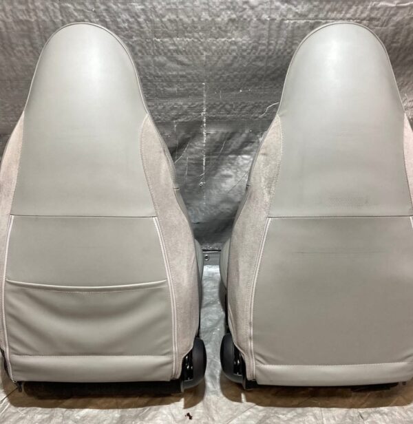 IMG_8134 OEM Mazda Miata NA/NB, Honda S2000 AP1/AP2 Factory Leather Bucket Seats Pair – Light Grey / Silver Leather
