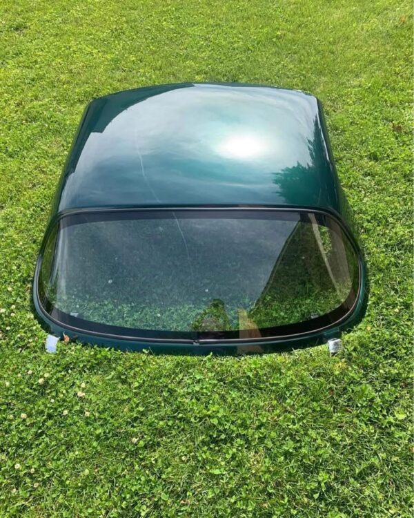 OEM Mazda Miata NA/NB Removable Fiberglass Hardtop with Heated Defroster Glass (British Racing Green / Emerald Mica)