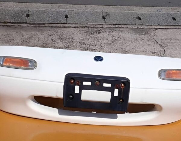 1990–1997 Mazda Miata MX-5 NA OEM Front Bumper Cover - Chaste White (UC) with Turn Signals & Emblem