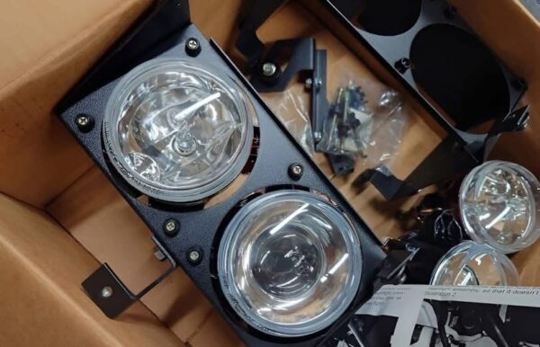 Dual Round Projector Headlight Assembly & Mounting Bracket Conversion Kit