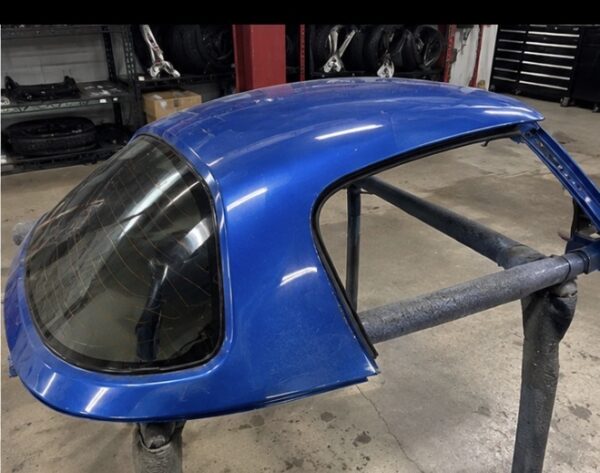 Screenshot OEM Mazda Miata / MX-5 Laser Blue Removable OEM Hardtop (NA/NB Generation)